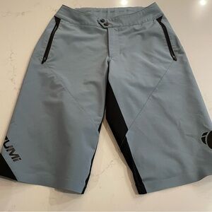 Pearl Izumi cycling shorts